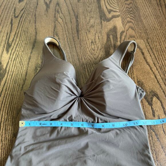 Miraclesuit Womens Solid Olive Green Underwire One Piece Swim Suit Size 12 - Picture 5 of 10